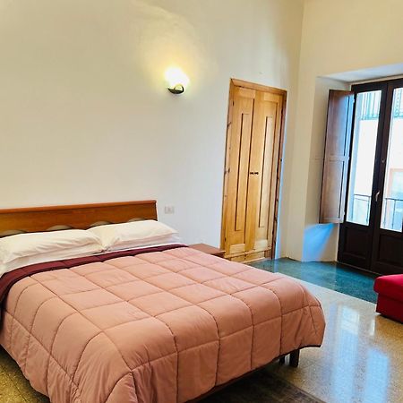 Regina D'Aragona Casa Vacanze Sulmona Exterior foto