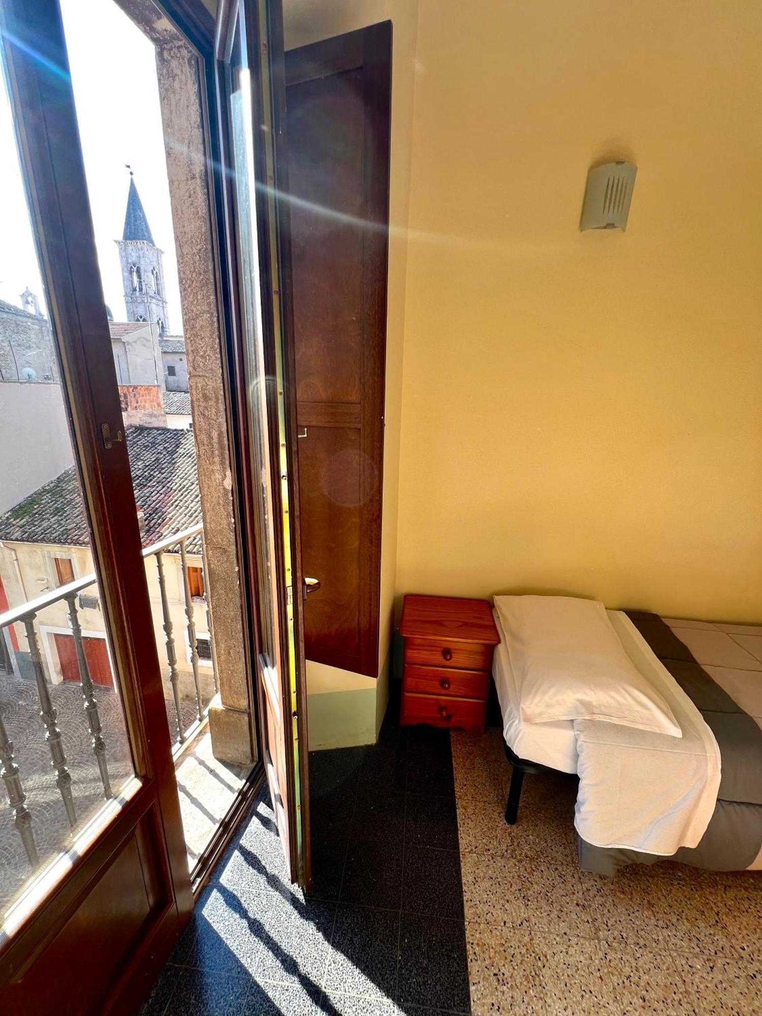 Regina D'Aragona Casa Vacanze Sulmona Exterior foto